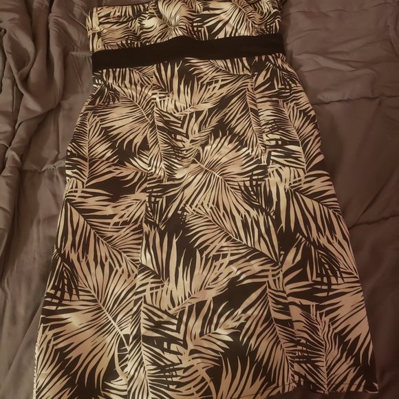 clothes - Picture 12 of 16